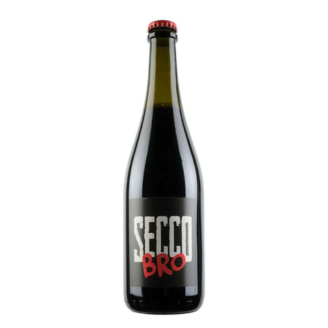 Bottle shot of Folicello Secco Bro Lambrusco, produced by Folicello, buy classic and natural wine online on Primal Wine, the best wine shop in the United States – primalwine.com