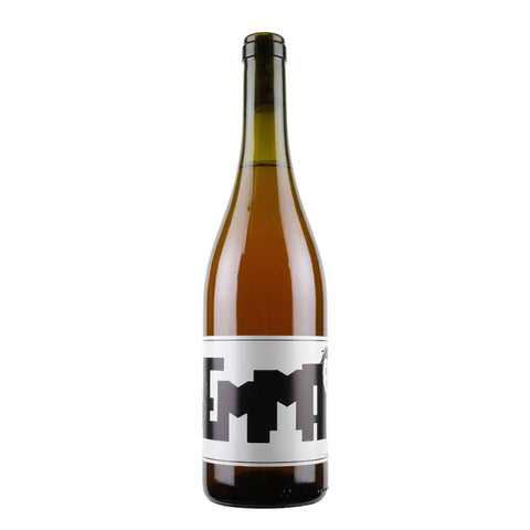 Bottle shot of Farnea Emma 2021, produced by Farnea, buy classic and natural wine online on Primal Wine, the best wine shop in the United States – primalwine.com