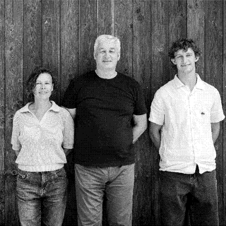 Maria and Sepp Muster, natural wine producers from Leutschach in Southern Styria, Austria, standing with the next generation of the family