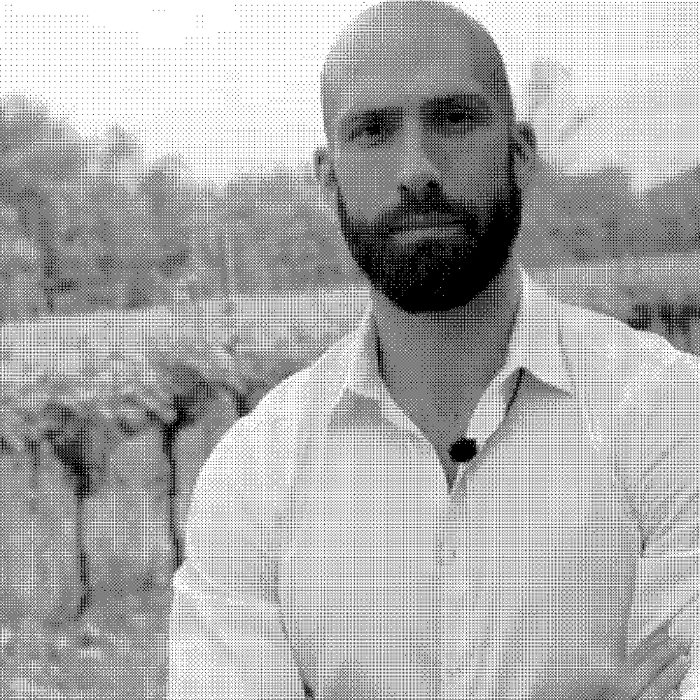 Emilio Fidora, natural wine producer of Domini del Leone, in his vineyard in the Veneto, Italy