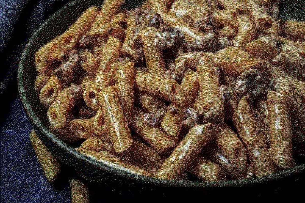Pasta alla Norcina • Umbria, Italy