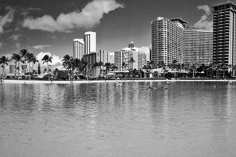 Black and white photo of Honolulu