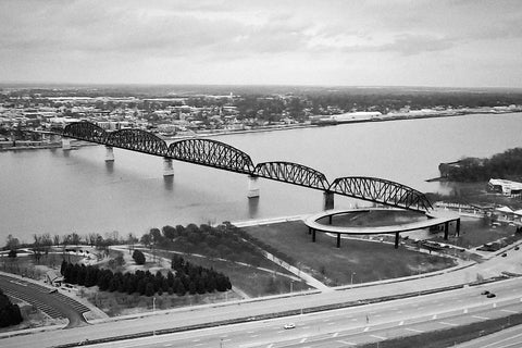 Black and white photo of Louisville