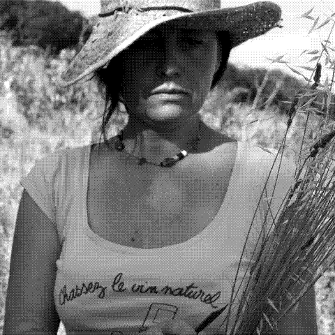 Laurence Manya-Krief, natural wine producer, vigneronne of Domaine YoYo in Banyuls-sur-Mer, Roussillon, France