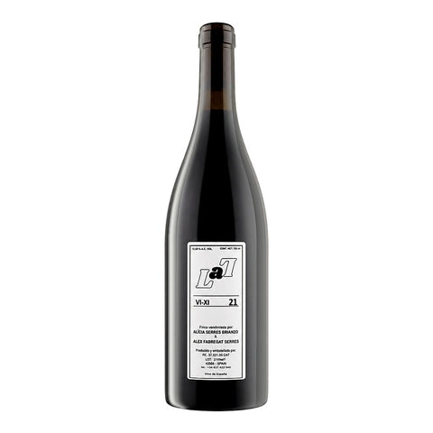 Alicia Serres Vi-Xi Carinyena 2021, a full-bodied red wine from Catalonia, Spain, made from Carinyena grapes