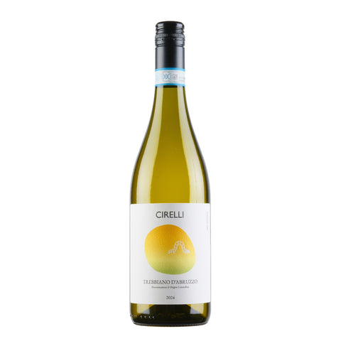 Bottle shot of Cirelli Trebbiano d'Abruzzo, produced by Agricola Cirelli, buy classic and natural wine online on Primal Wine, the best wine shop in the United States – primalwine.com