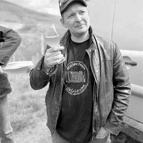 Domaine in Black — natural wine producer
