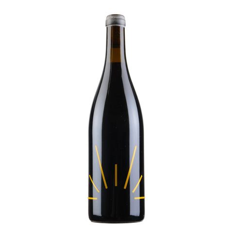 Bottle shot of Domaine Mada Rayon Syrah, buy classic and natural wine online on Primal Wine, the best wine shop in the United States – primalwine.com