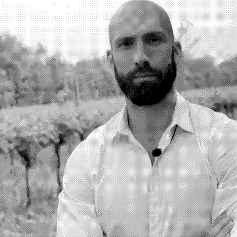 Emilio Fidora, natural wine producer of Domini del Leone, in his vineyard in the Veneto, Italy
