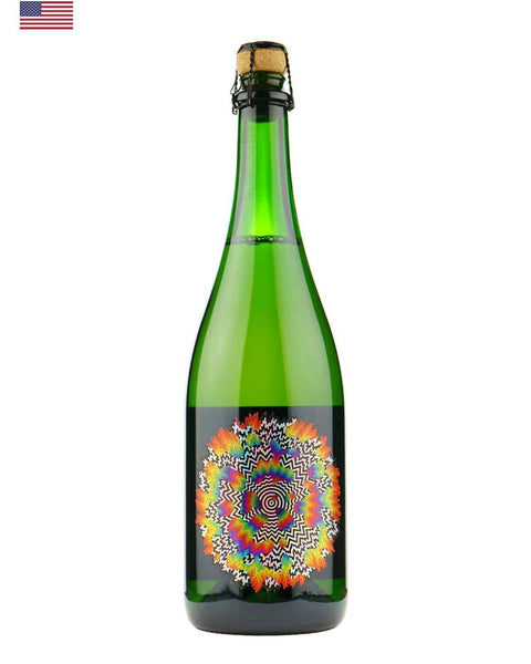 Las Jaras 2019 Sparkling Wine from California, USA, featuring vibrant bubbles and a refreshing profile